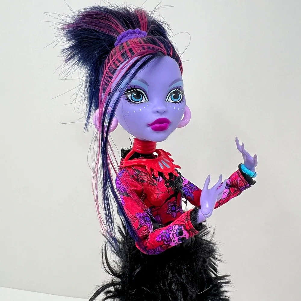 Monster High Jane Boolittle Gloom and Bloom Doll Purple